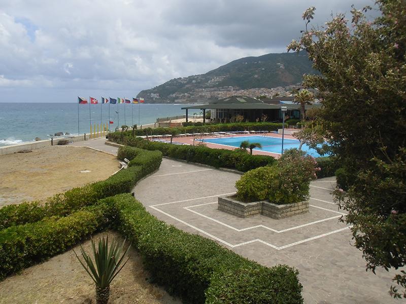 Villaggio Hotel Club Calanovellamare Piraino Exterior foto